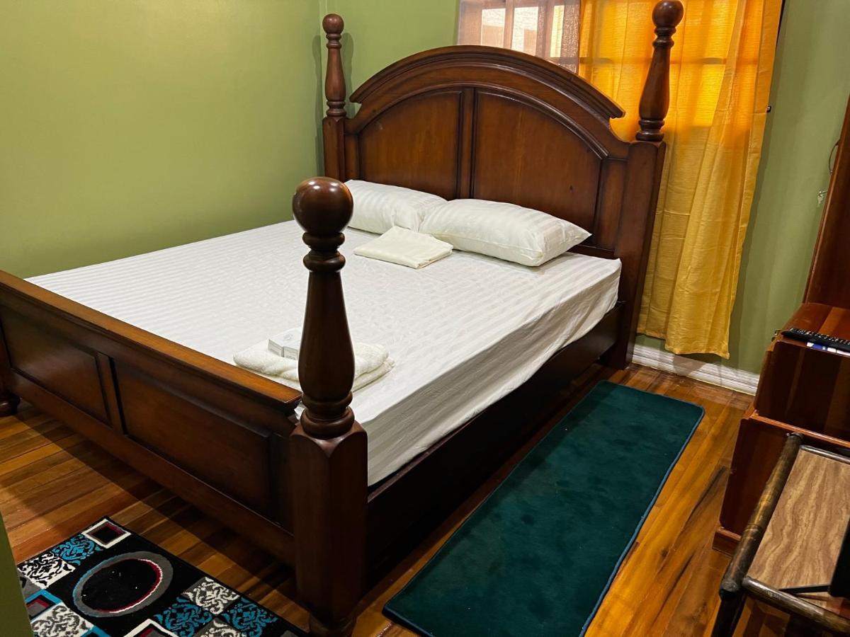 Hollywood Guesthouse Georgetown Zewnętrze zdjęcie
